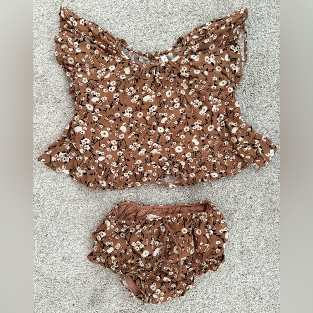 Rylee + Cru Floral Tan Baby Set